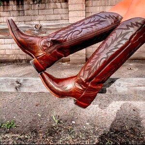 Beautiful pair of Leather Cowgirl to the knee boots! NEW WITH TAGS 🏷️